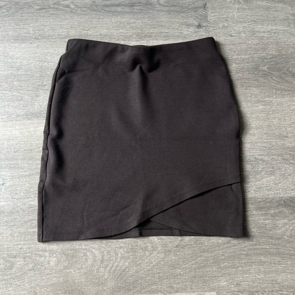 Aritzia Bodycon Mini Skirt - Picture 1 of 4